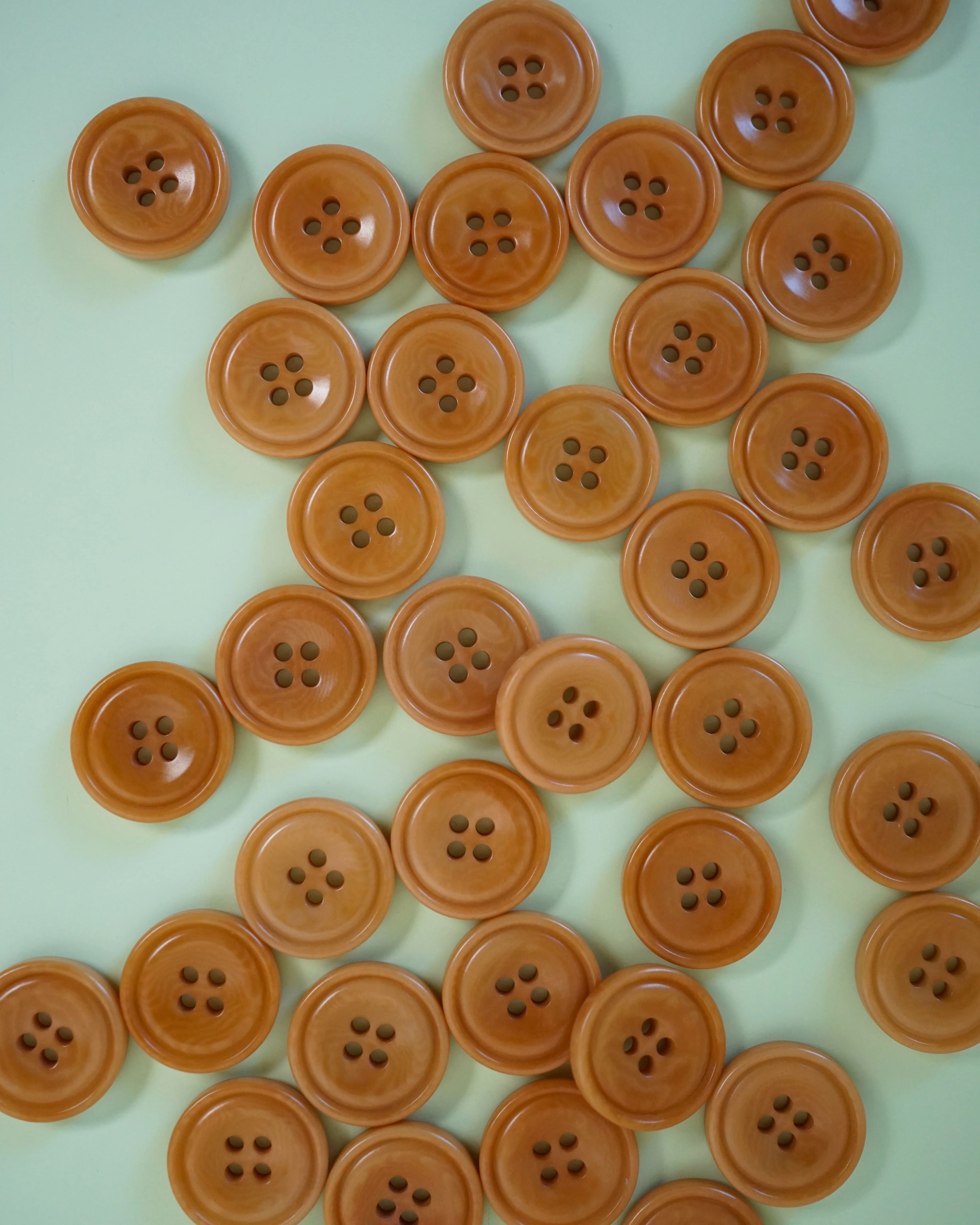 Caramel 3/4" Corozo Nut Buttons - Image 2
