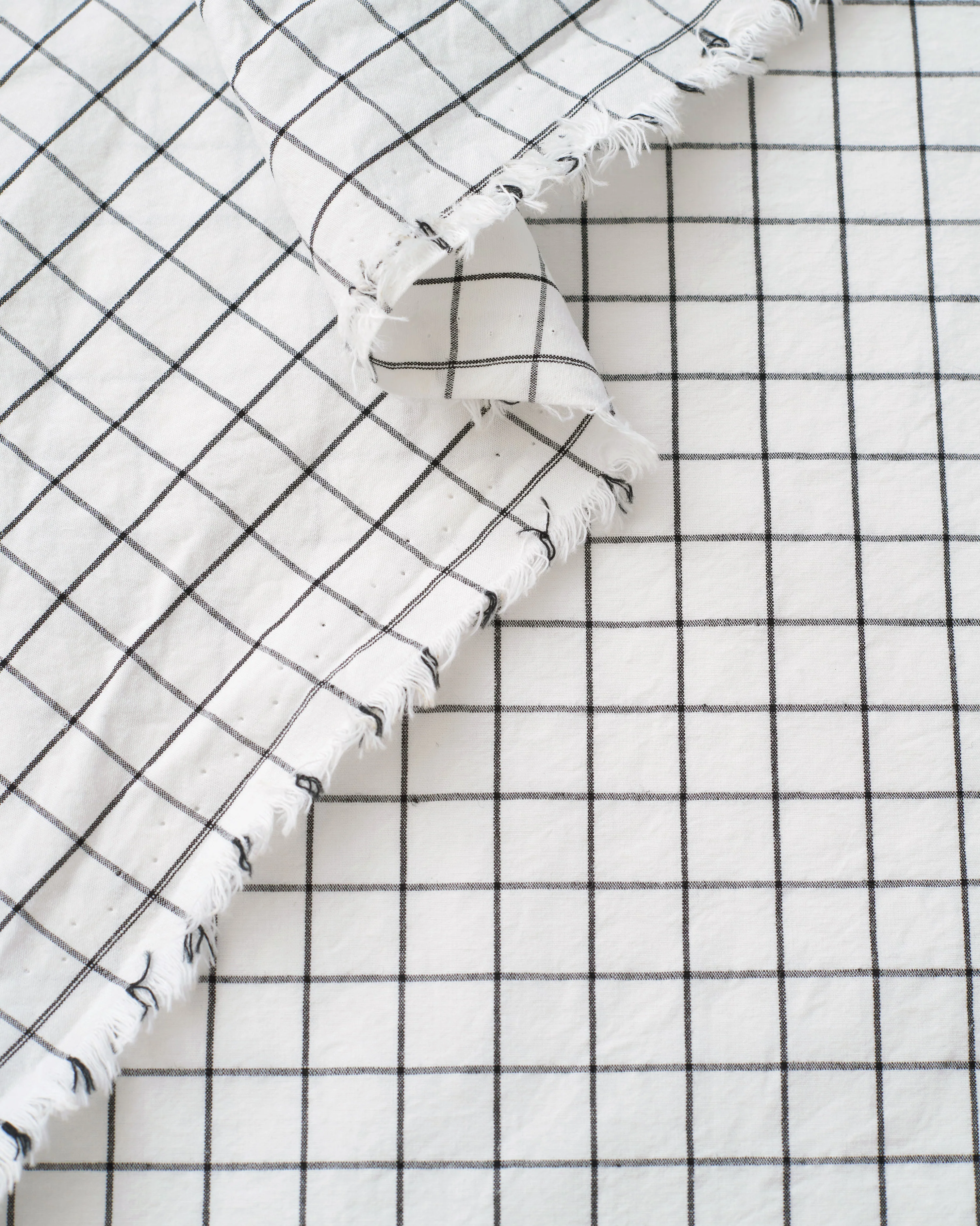 Classic Black and White Check Luxury Cotton Linen - Image 3
