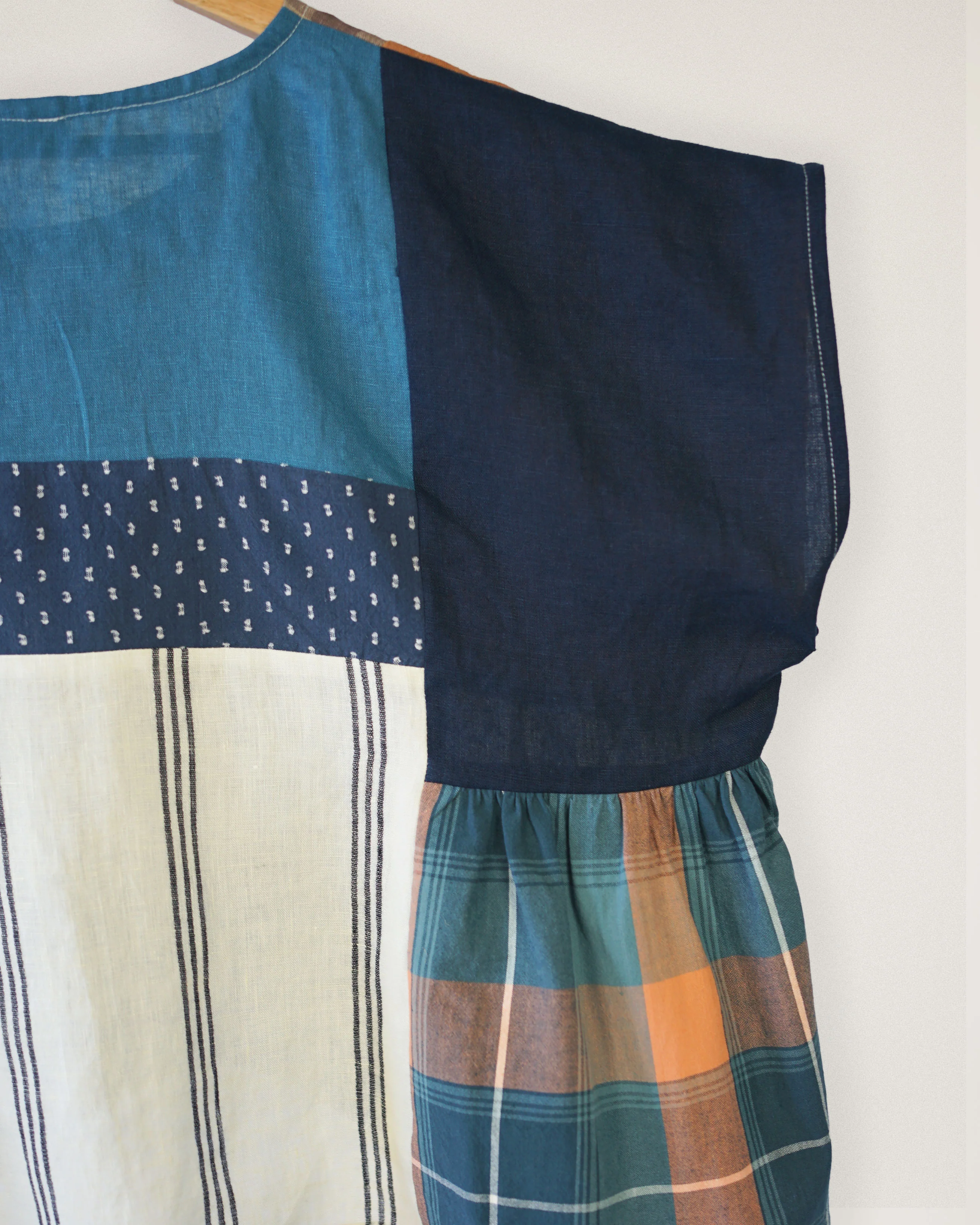 One of a Kind Collage Gather Top • 2XL - Image 7
