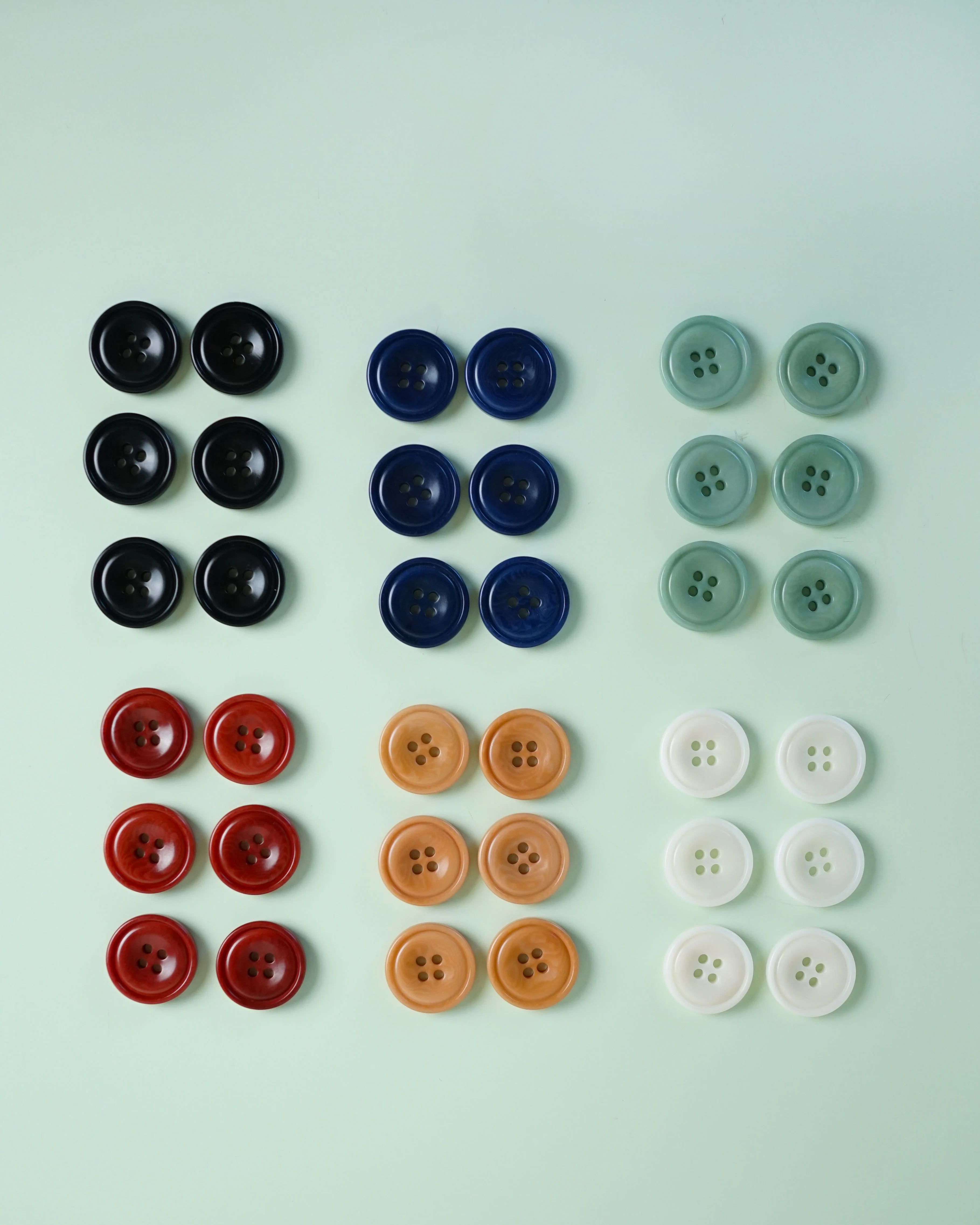 Caramel 3/4" Corozo Nut Buttons - Image 3